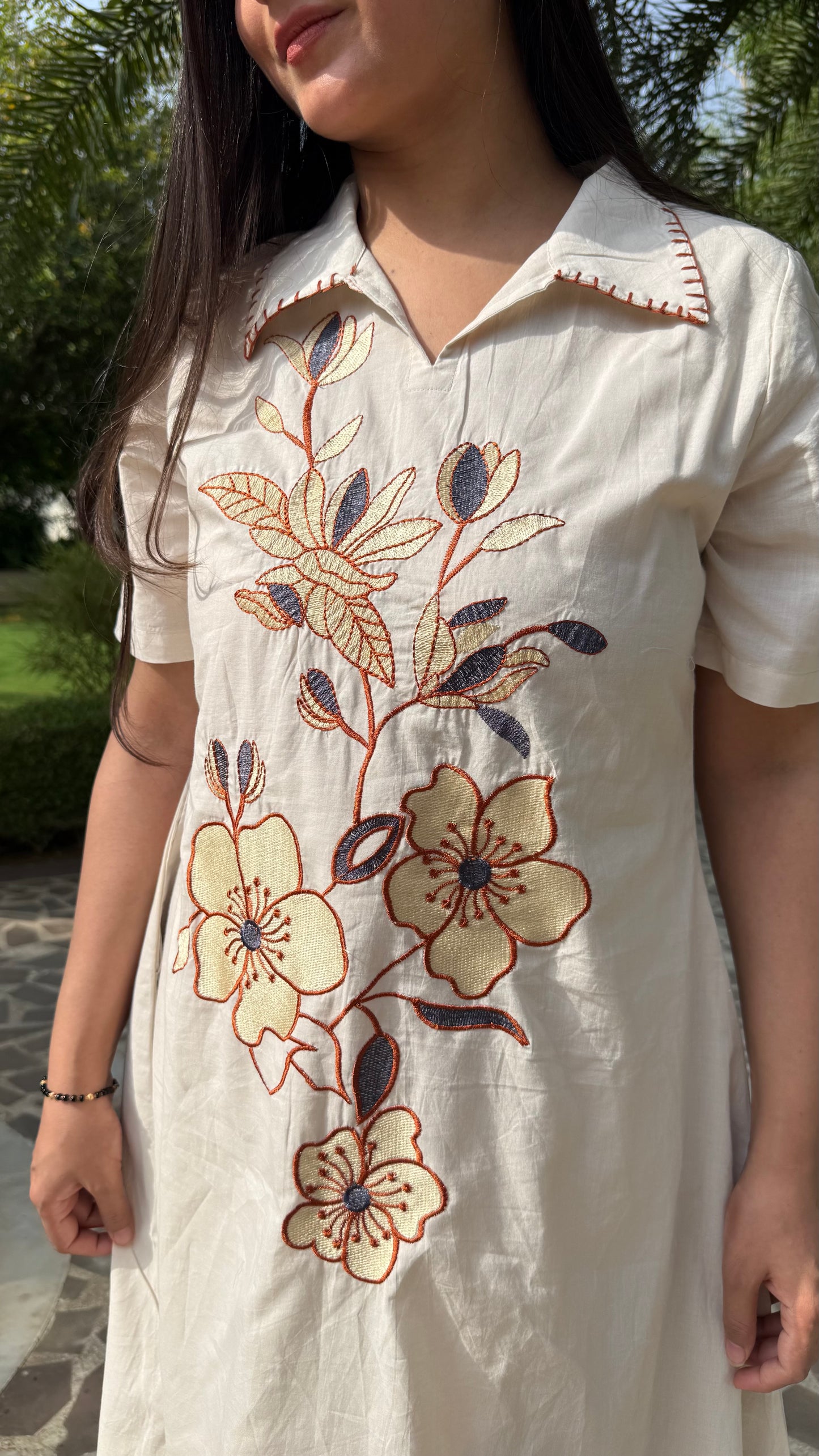 Eira Ivory Embroidered Set