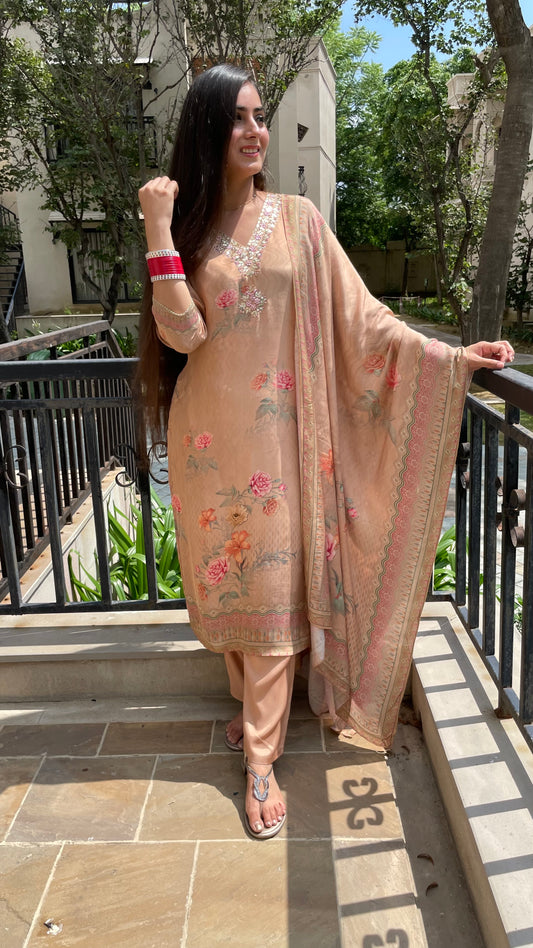 Ishita Peach Crepe Suit