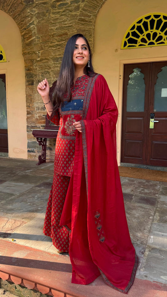 Kiara Rustic Ajrakh Mirror Suit