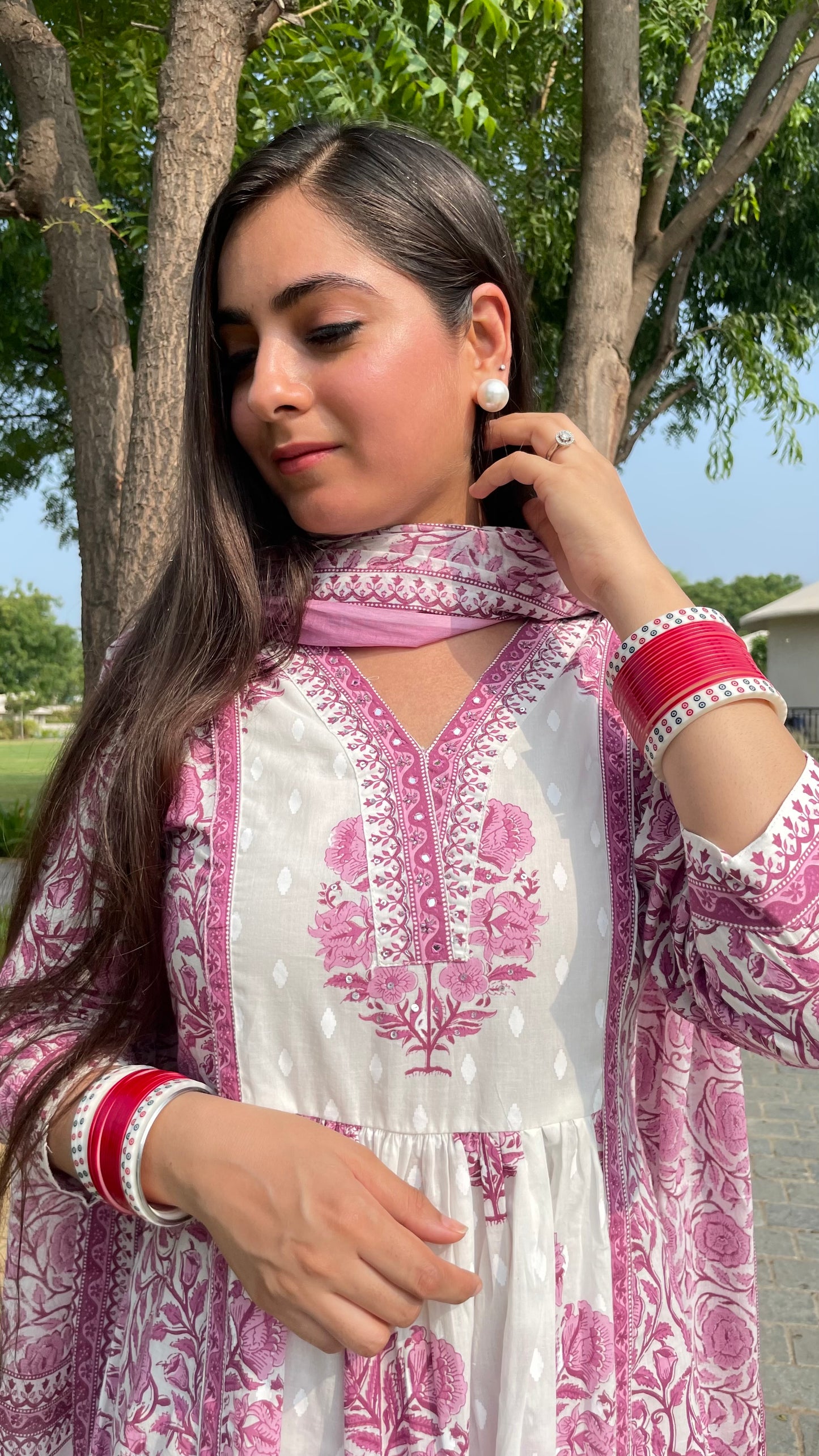Isha Pink White Floral Suit