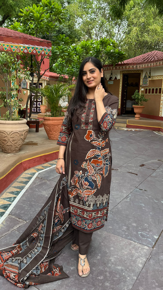 The Vaidehi Suit Set