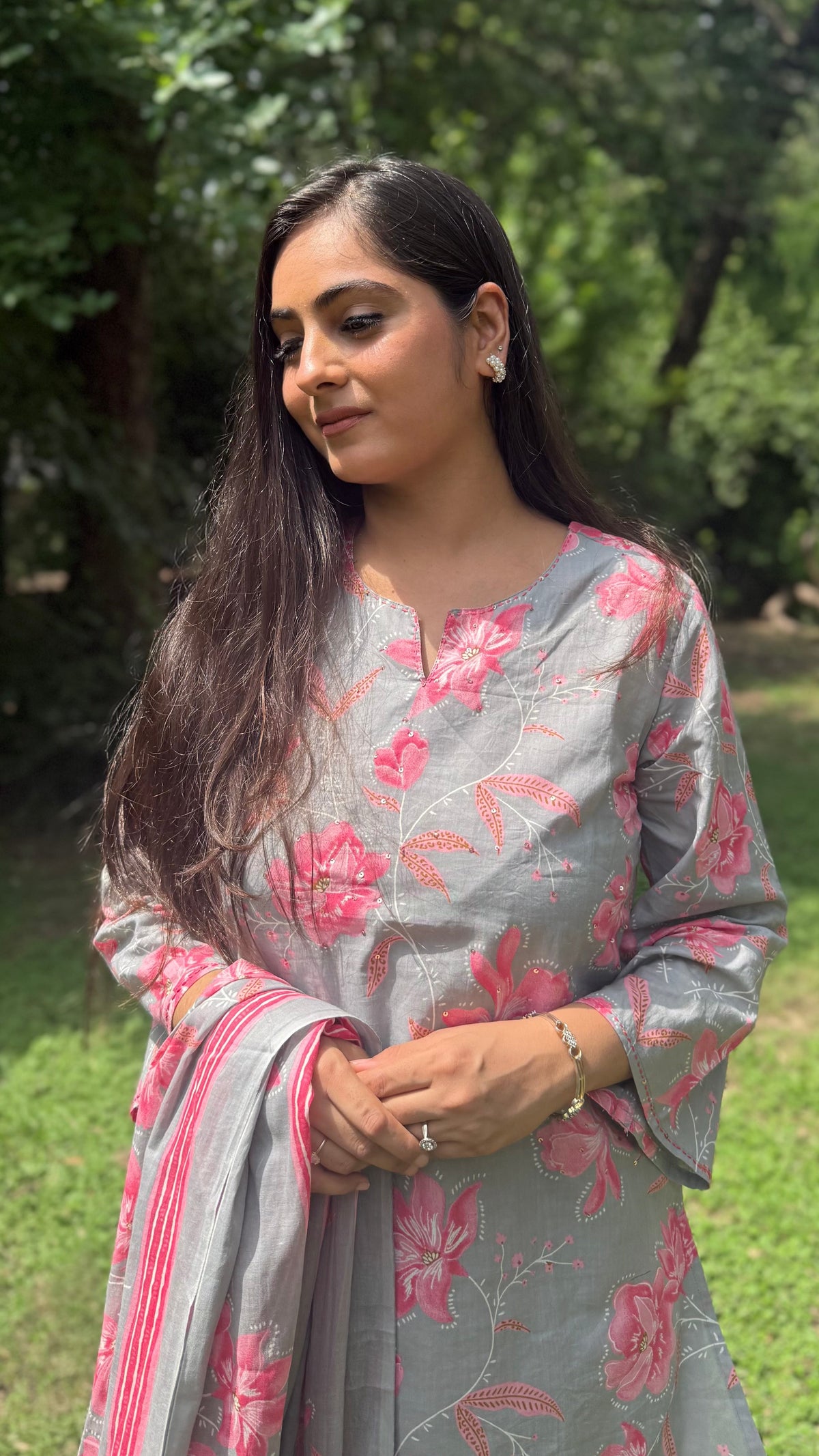 Gulabi Bahaar Farshi Suit Set