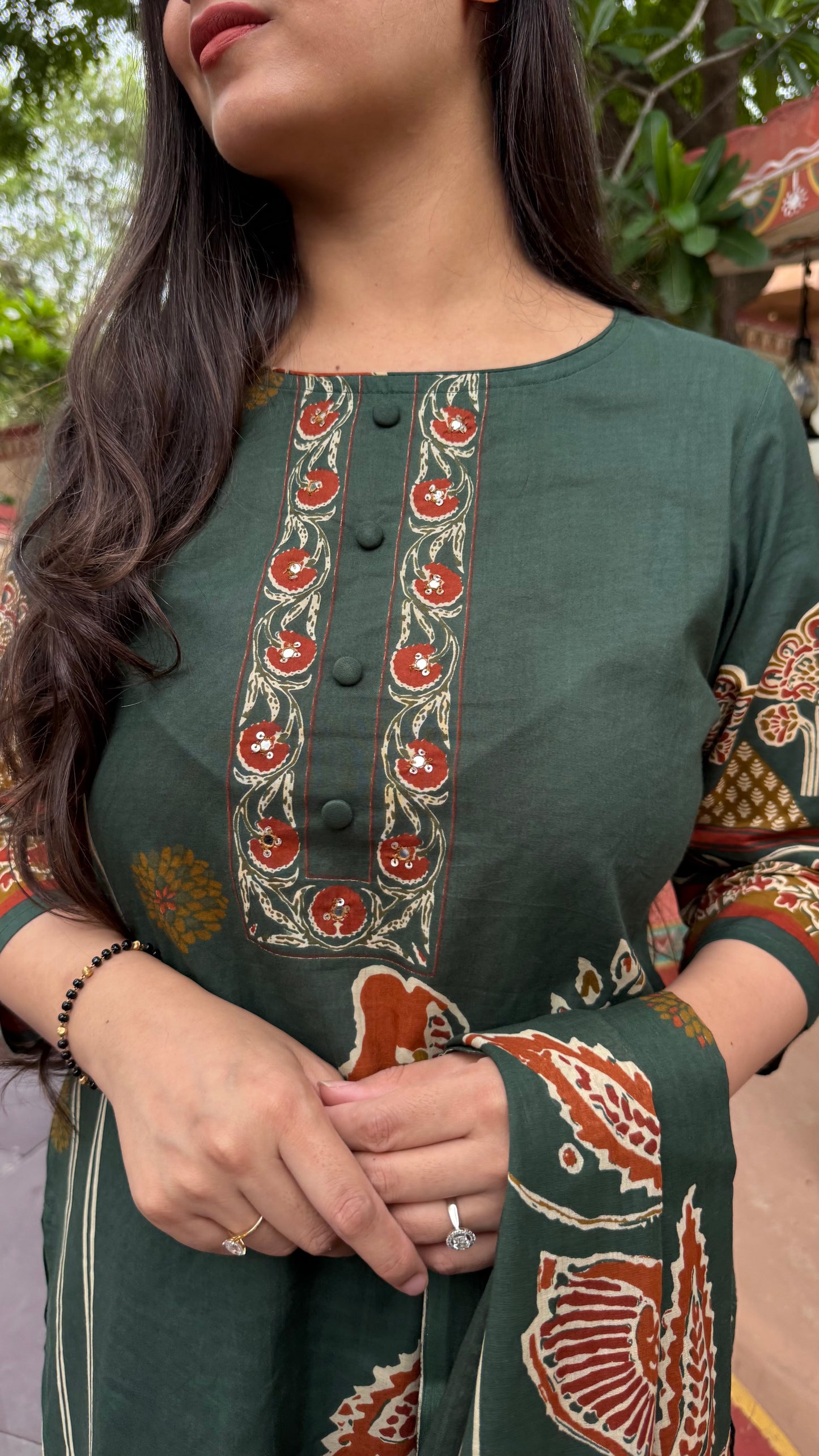 The Vaidehi Suit Set