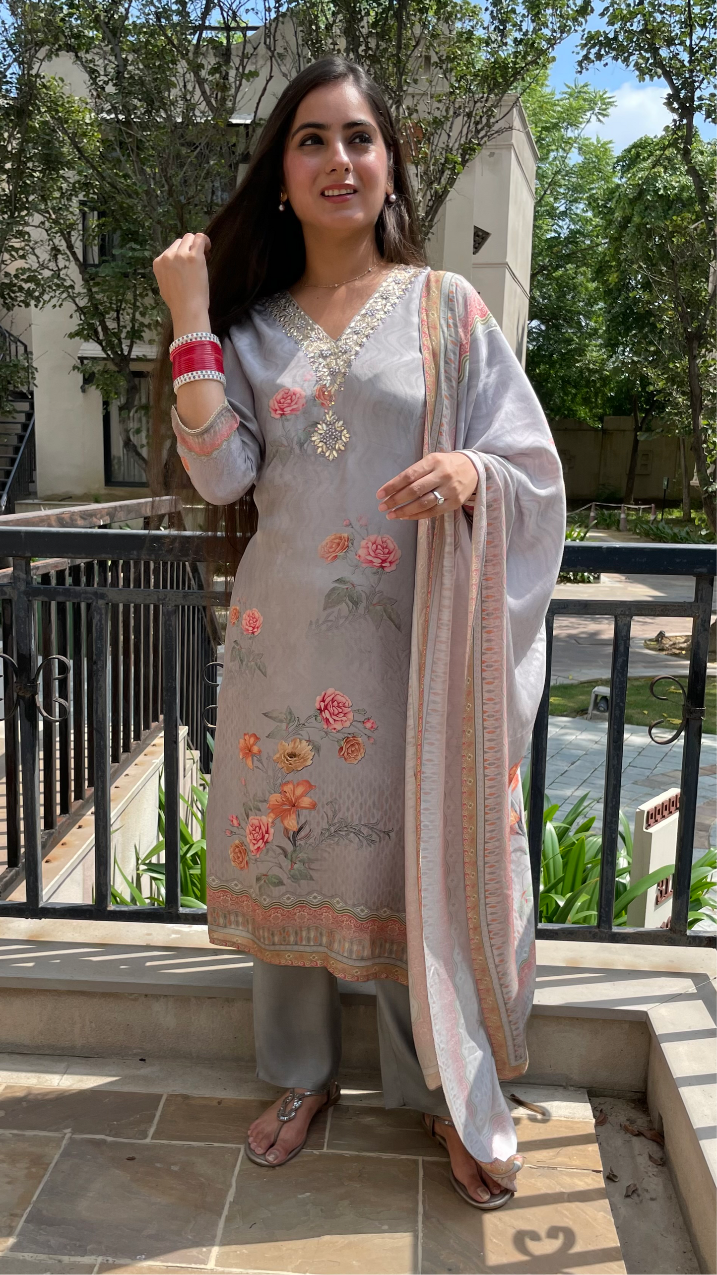 Ishita Grey Crepe Suit