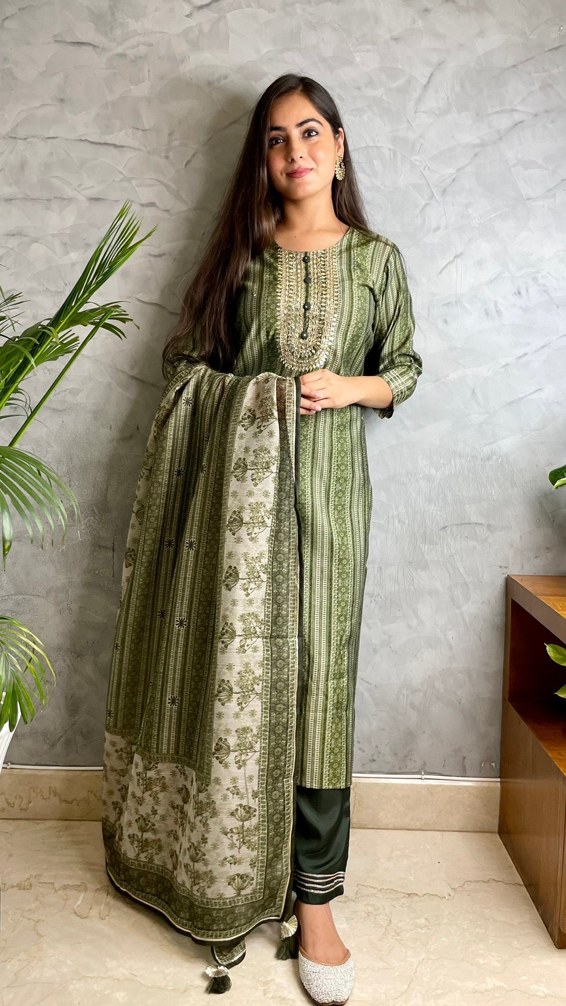 Heena Modal Suit