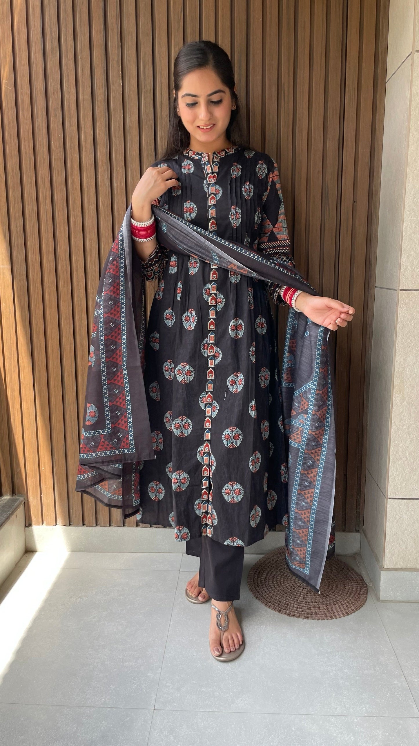 Isha Black A-line Suit