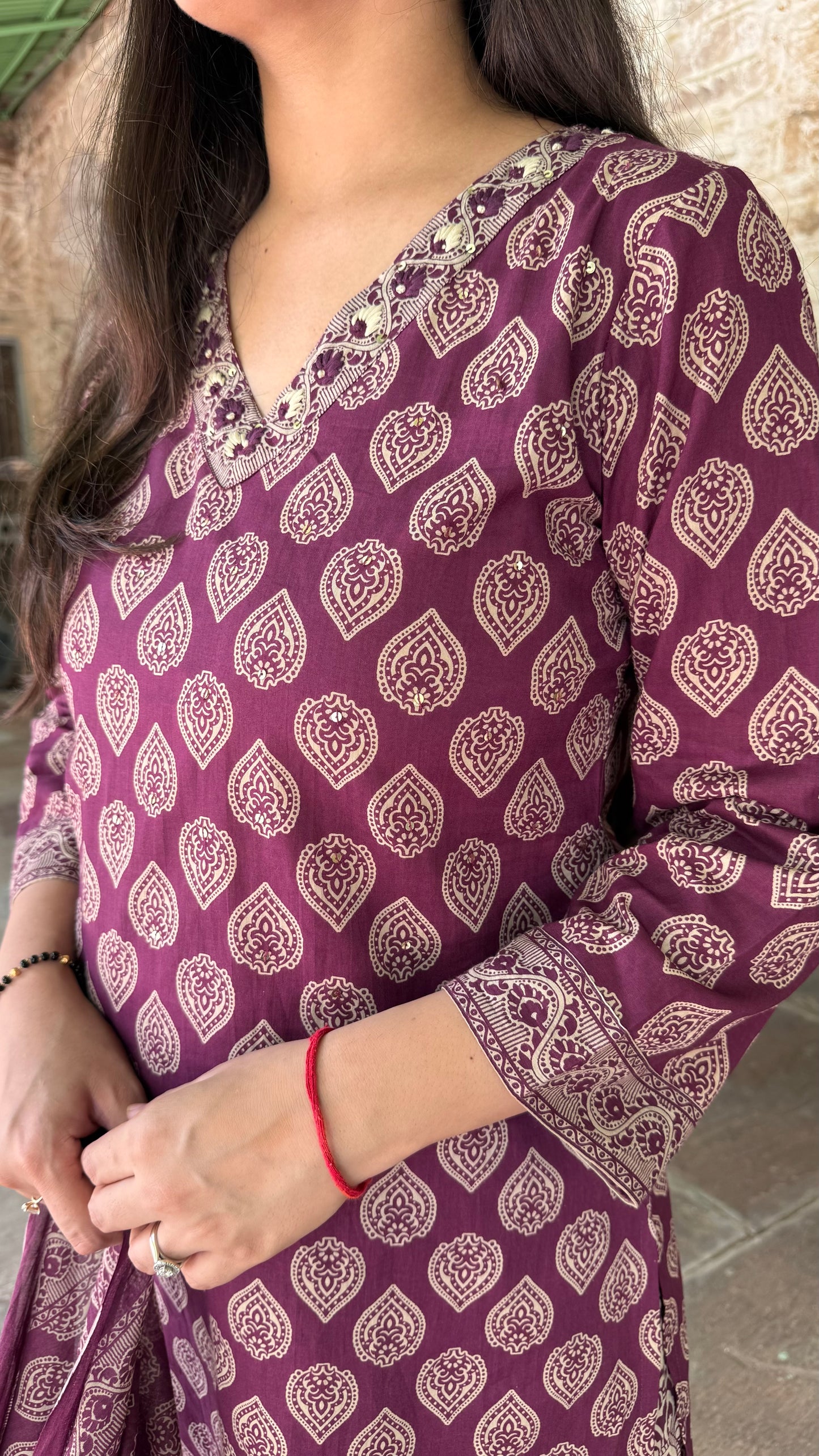 Noor-e-Plum Farshi Suit