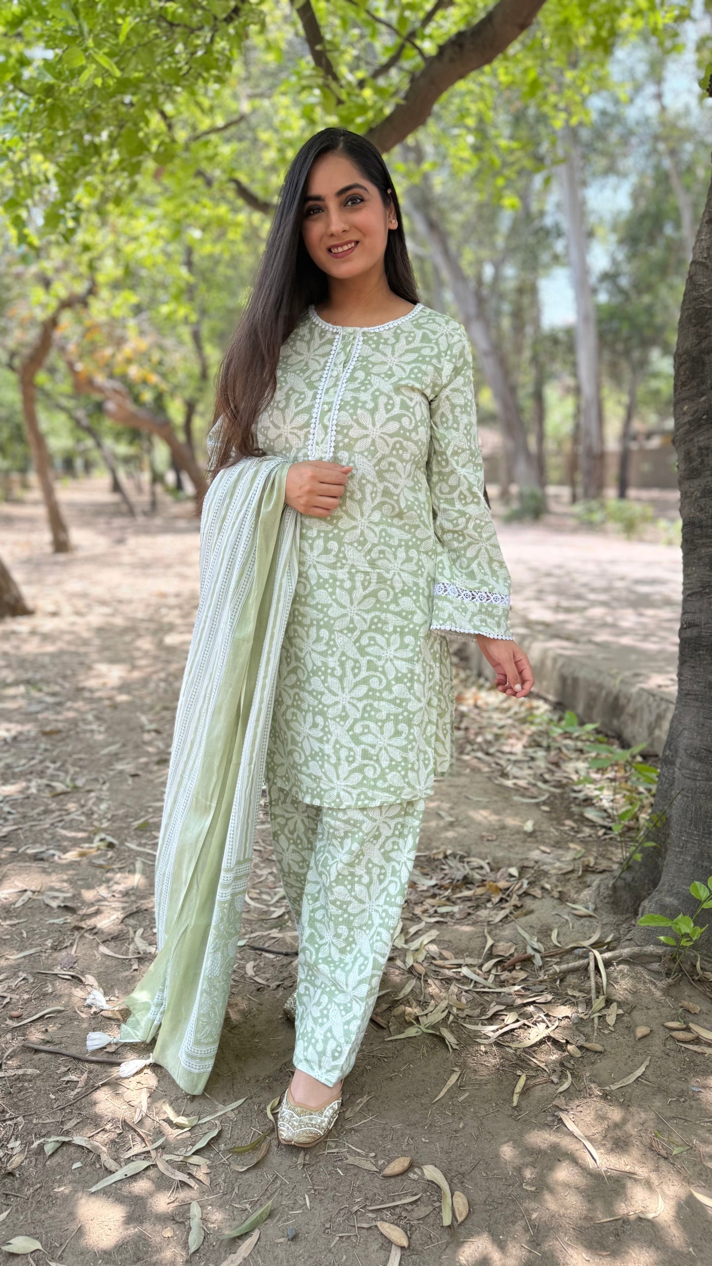 Sakshi Pastel Green Farsi Salwar Suit