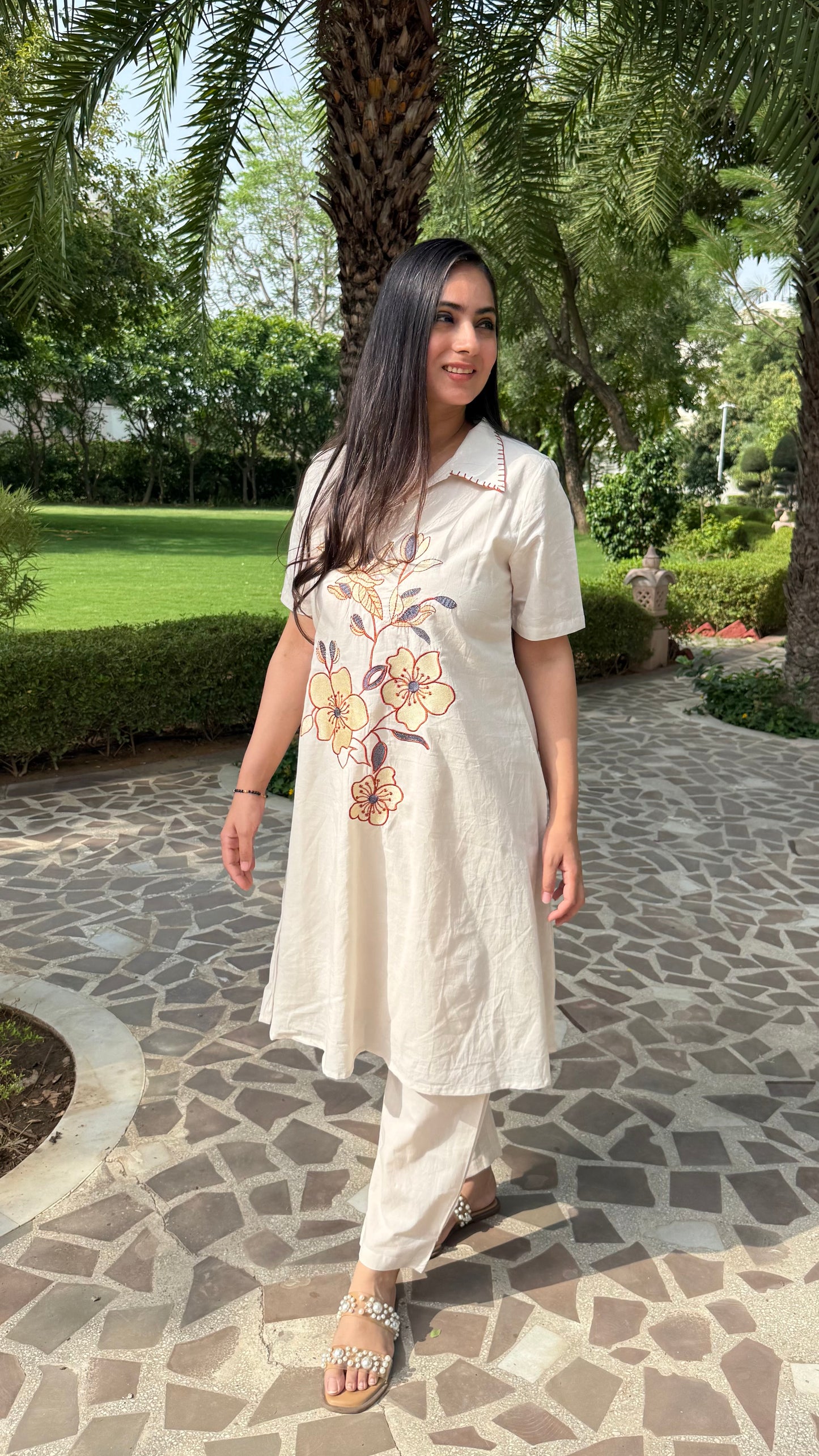 Eira Ivory Embroidered Set
