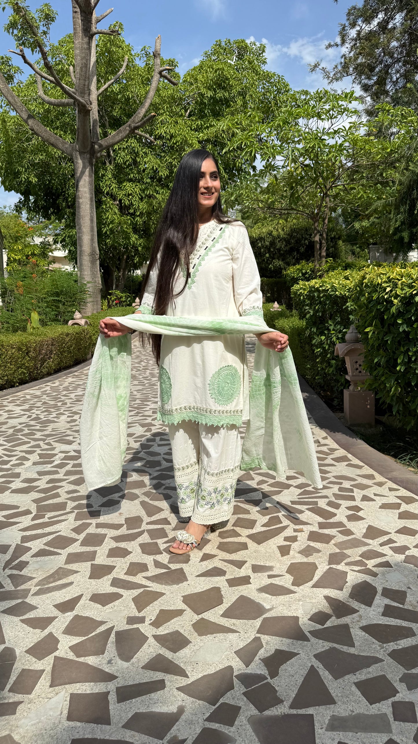 Surbhi cream Lace Suit
