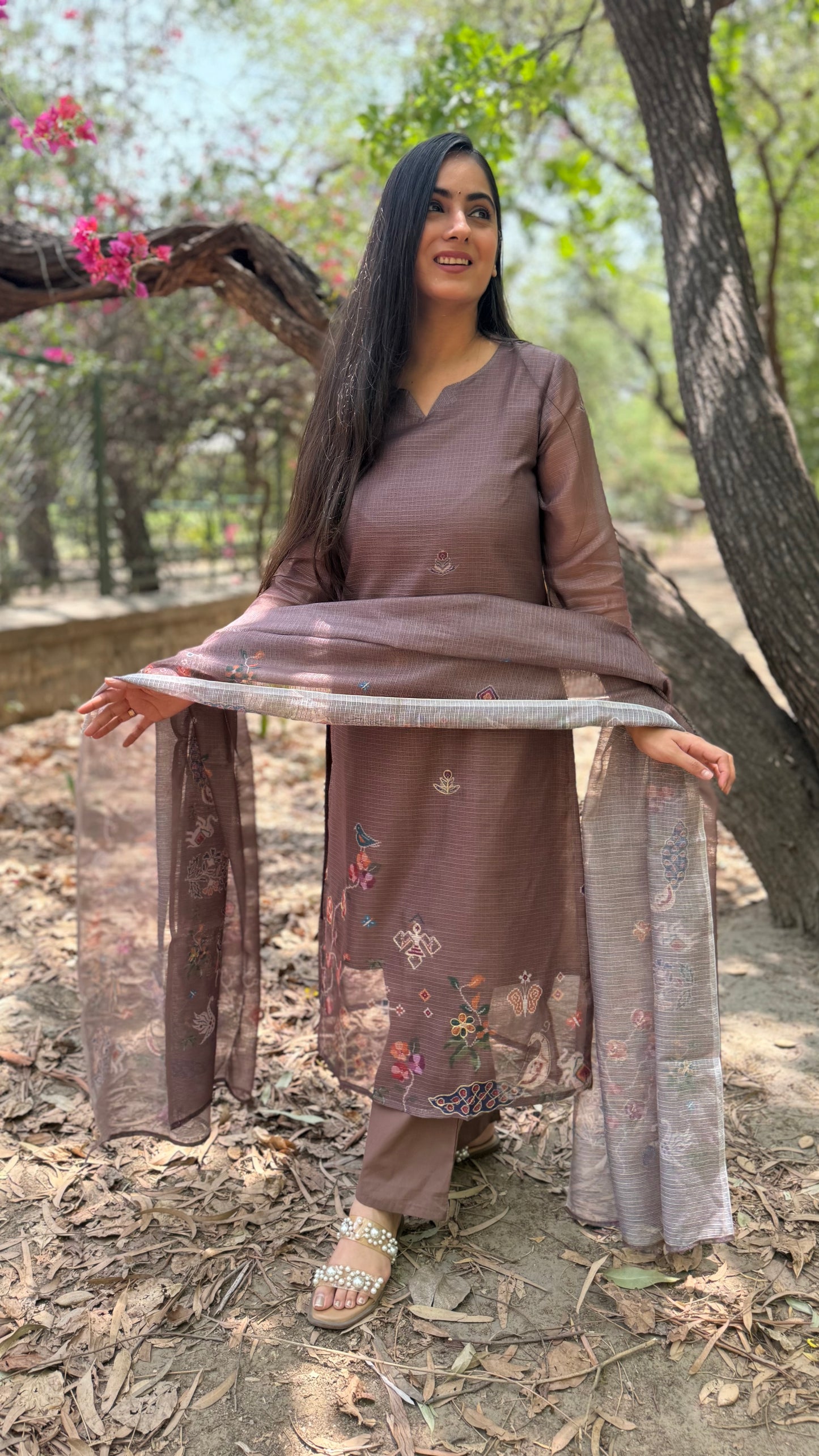 Vamika Kota Dori Embroidered Suit