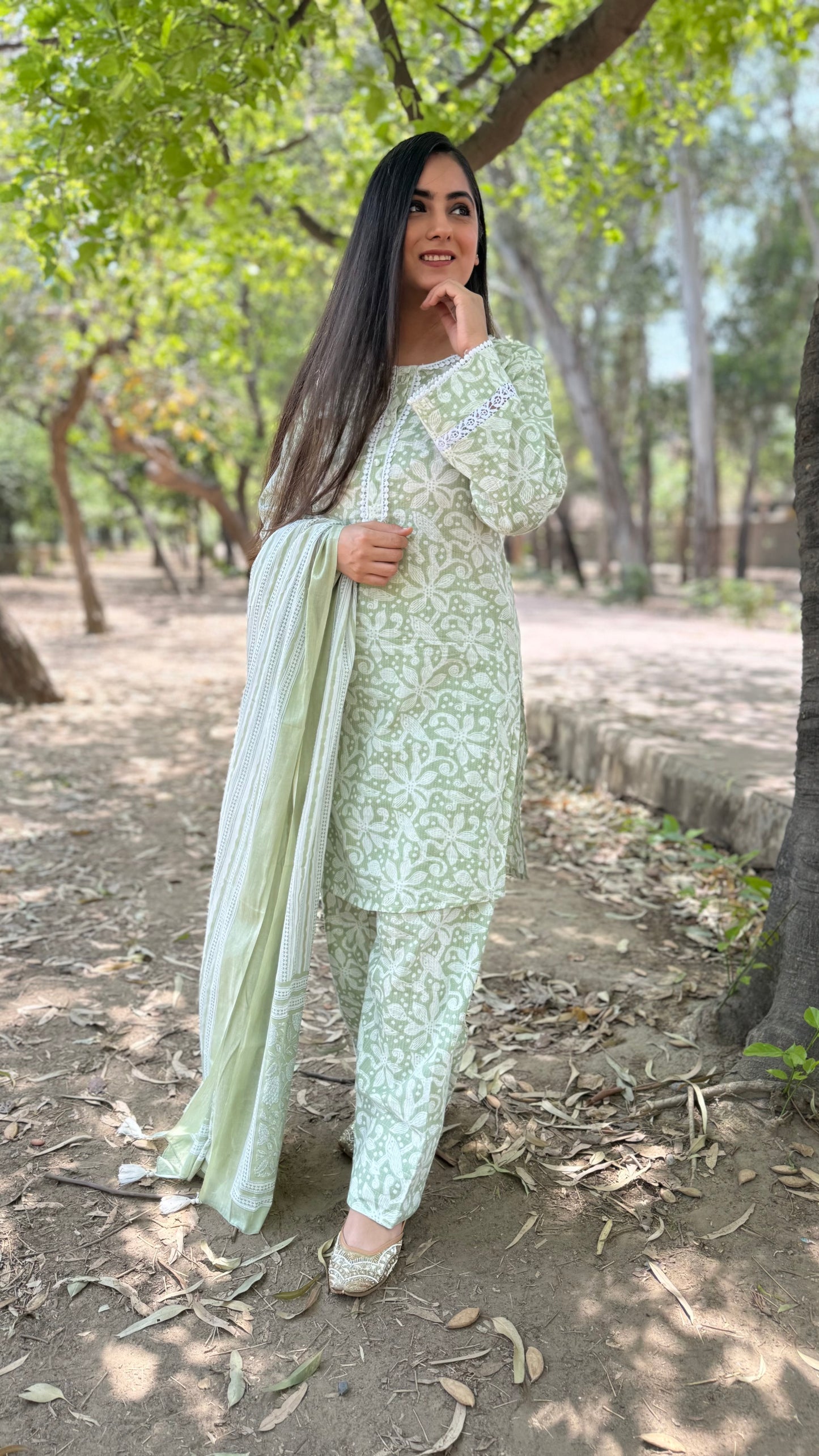 Sakshi Pastel Green Farsi Salwar Suit