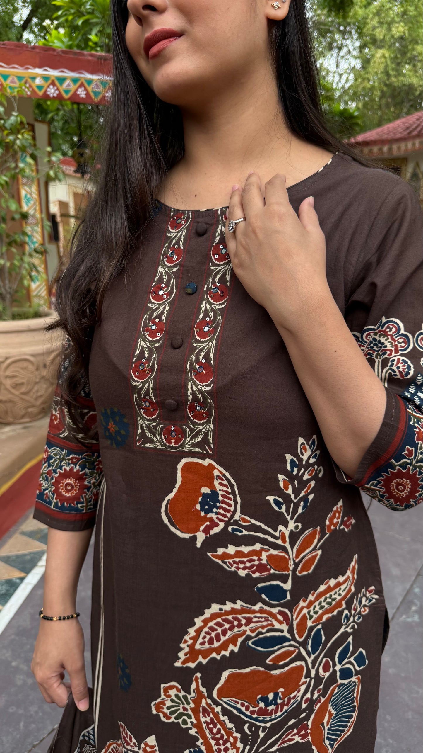 The Vaidehi Suit Set