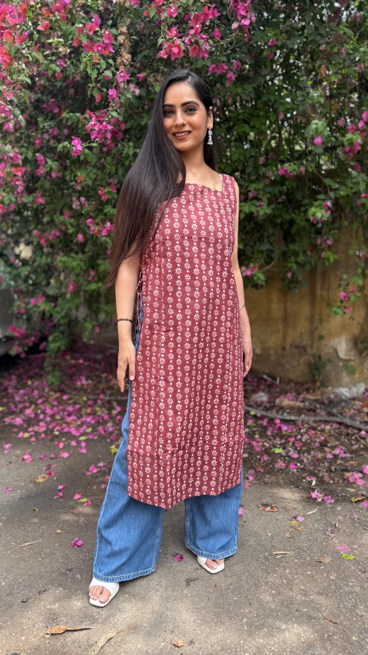 Ahana Maroon Kurta