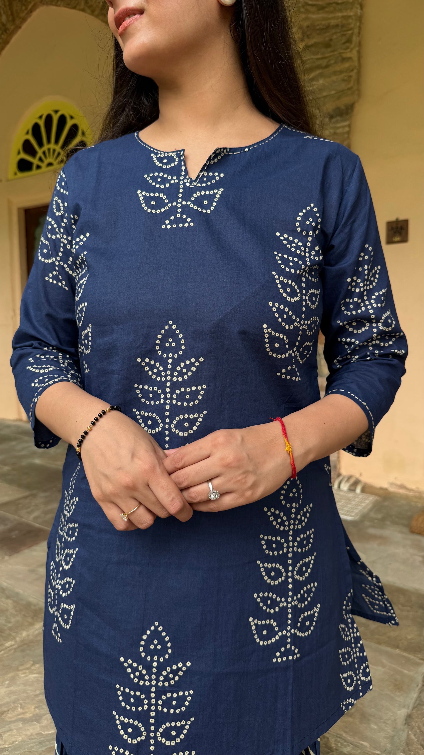 Meera Navy Bandhej Farshi Set