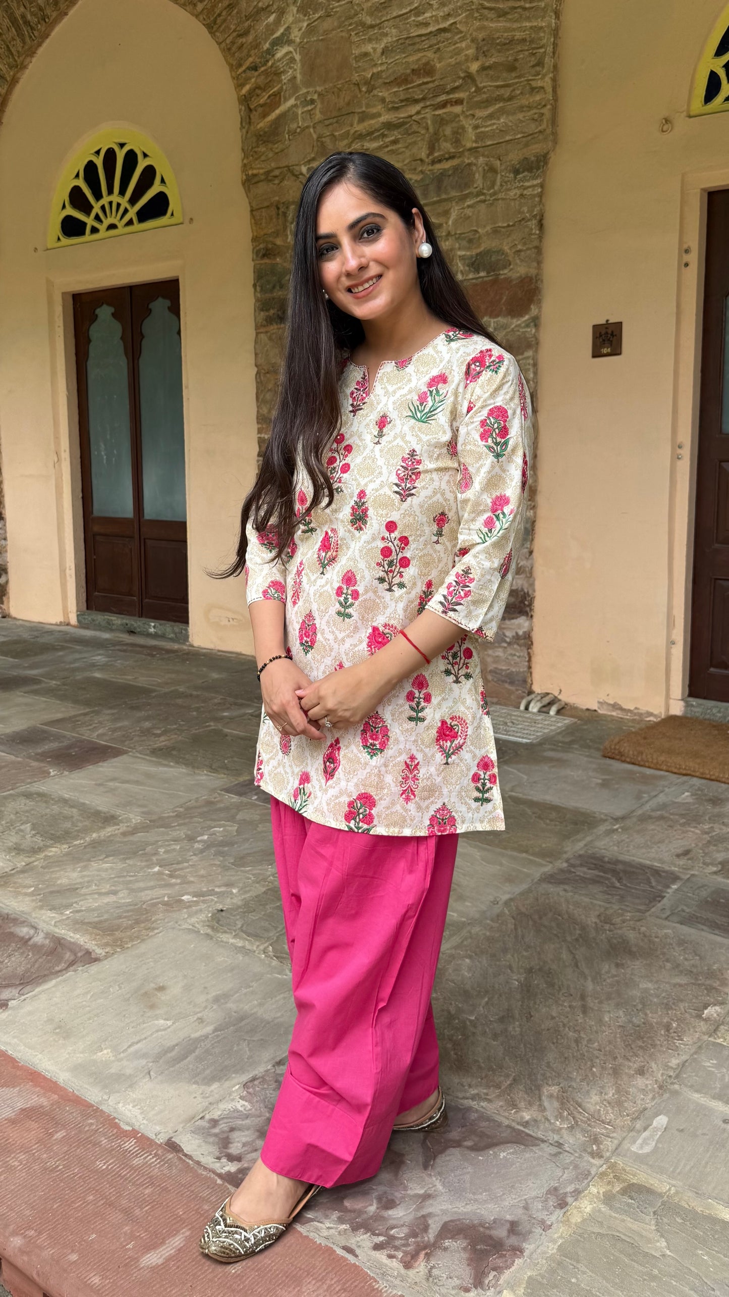 Kiara Beige Floral Farshi Set