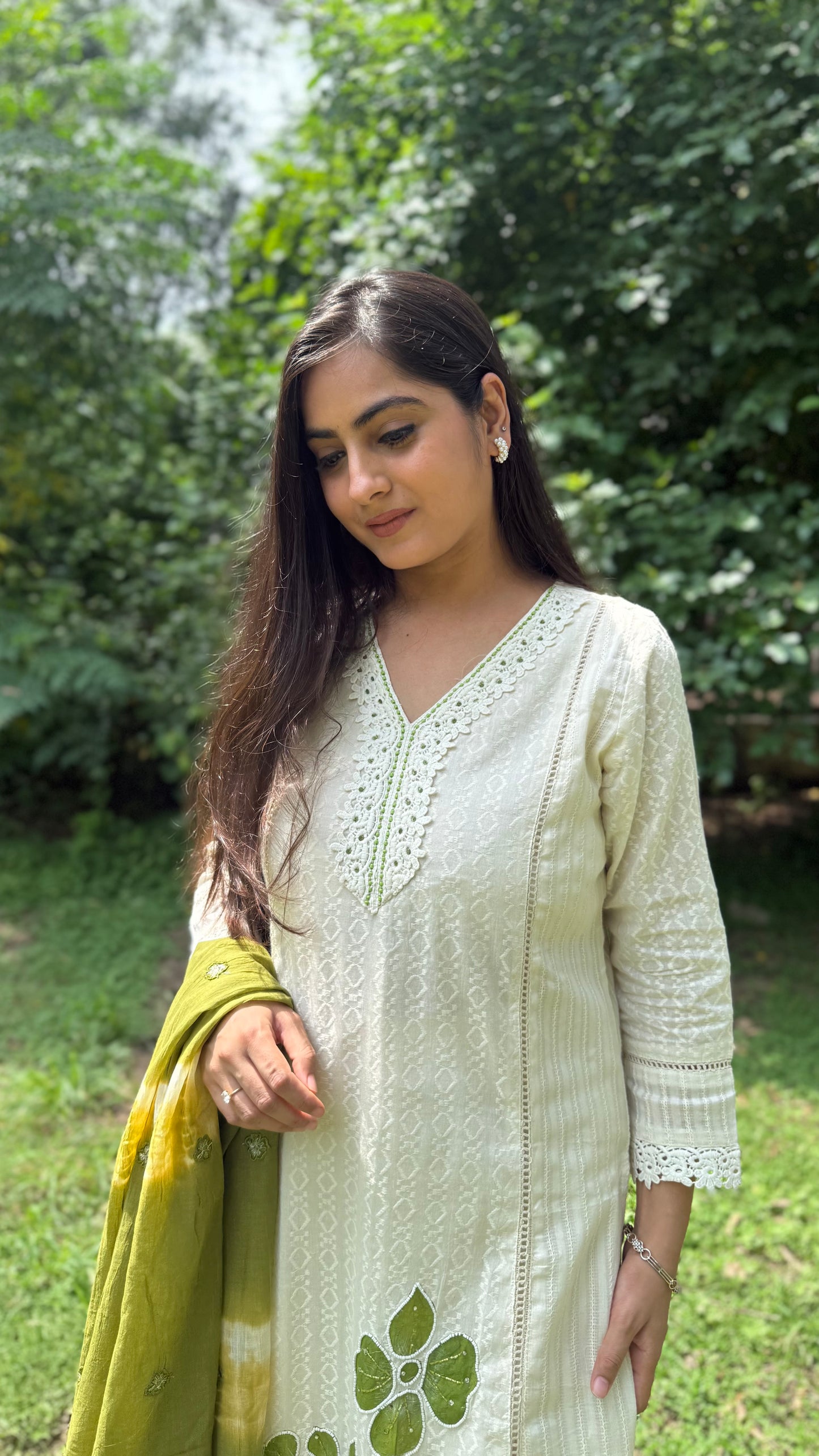 Gul-e-Subah Schiffli Suit Set