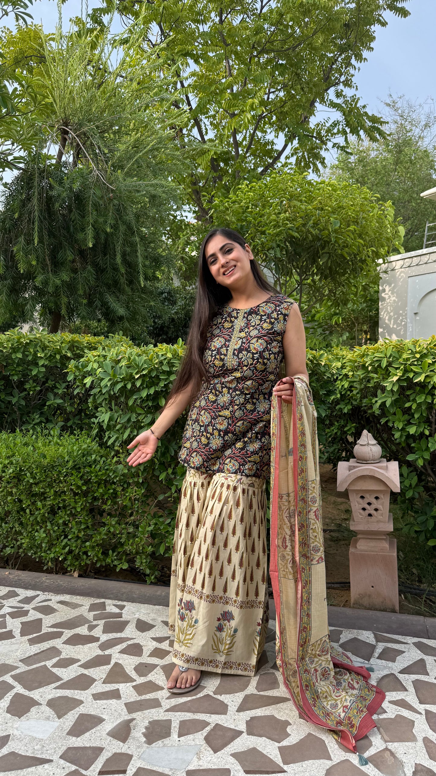 Jyoti Black Garara Suit