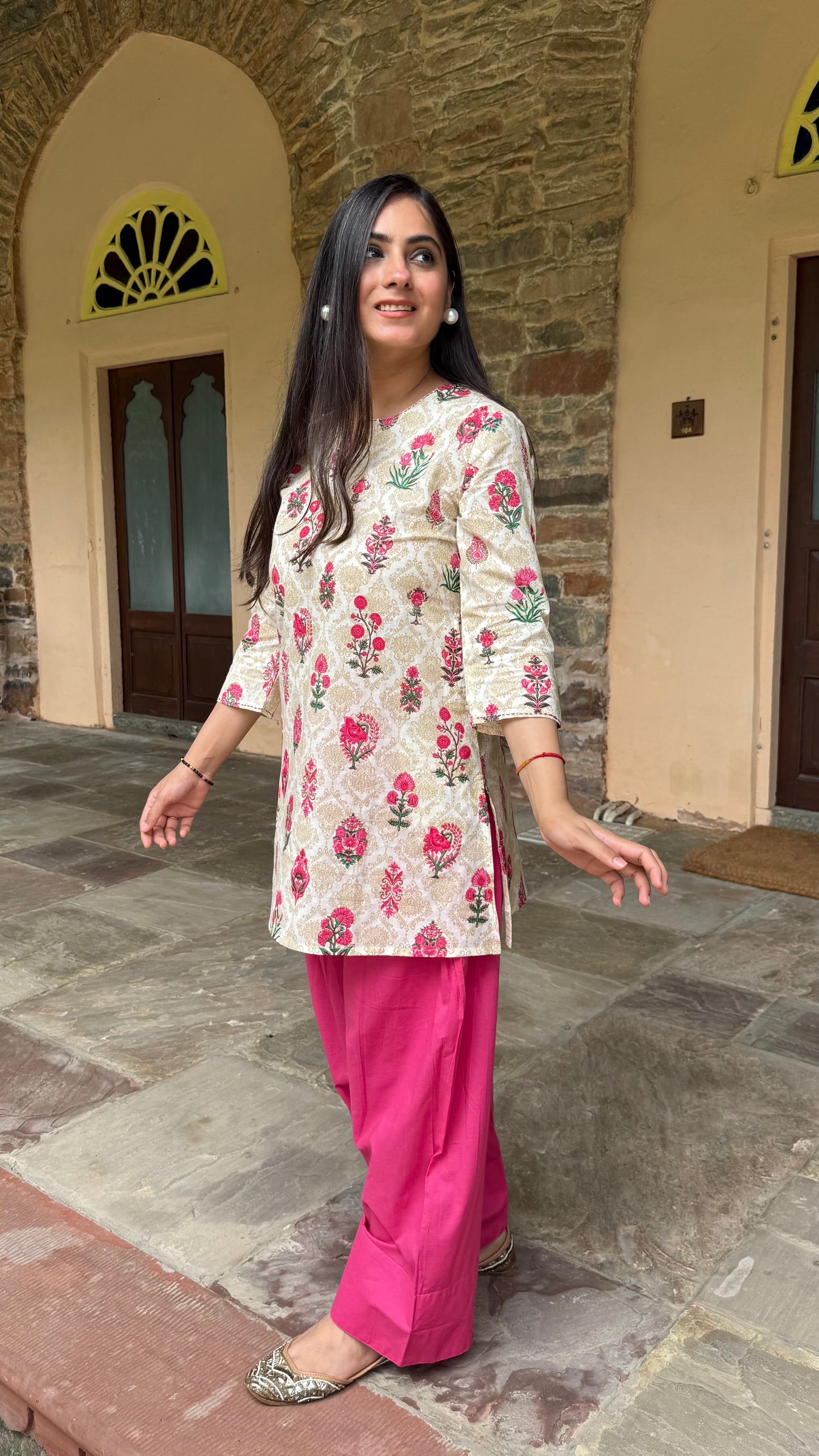 Kiara Beige Floral Farshi Set