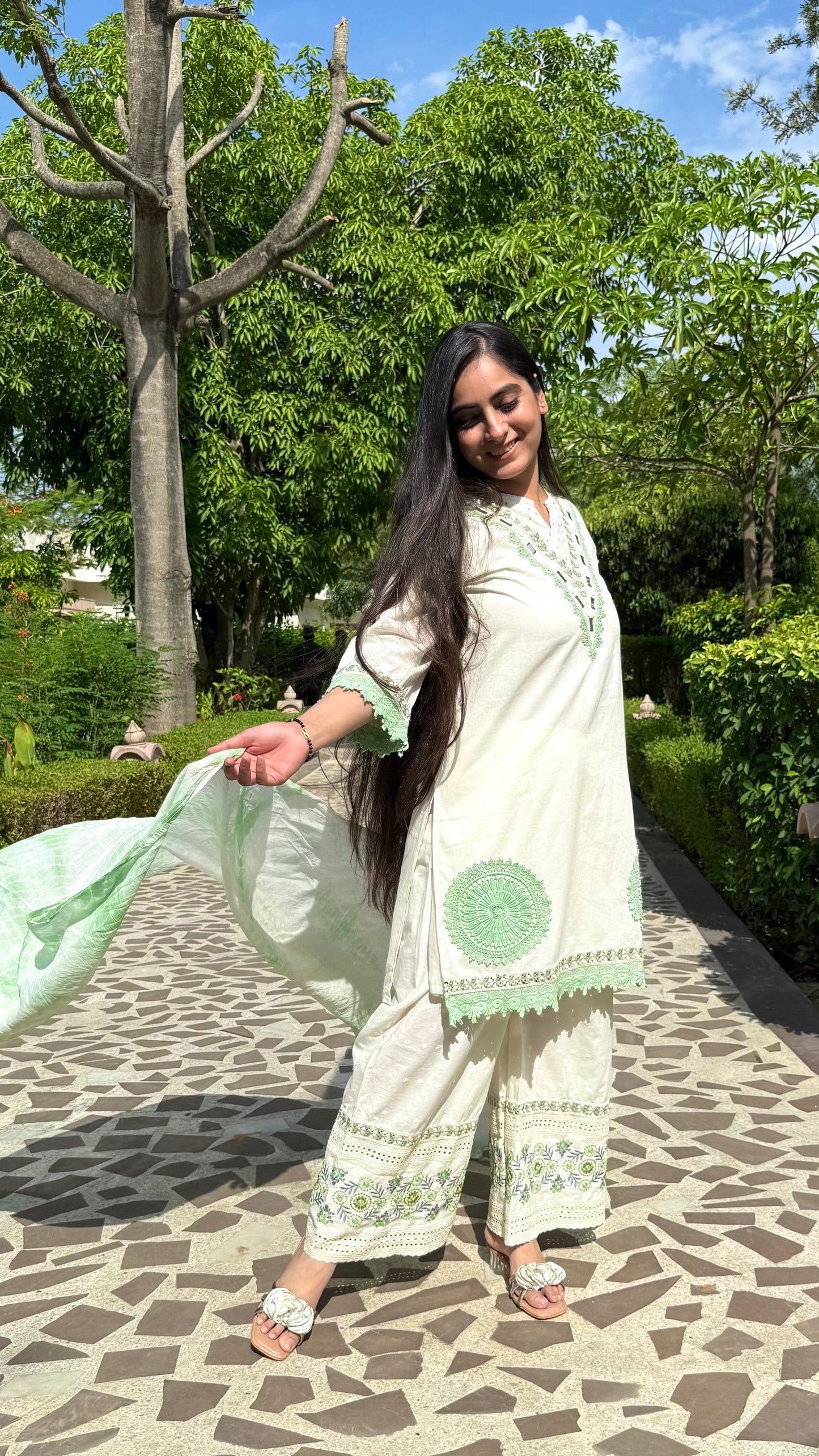 Surbhi cream Lace Suit
