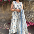 Raha White Sleeveless Suit