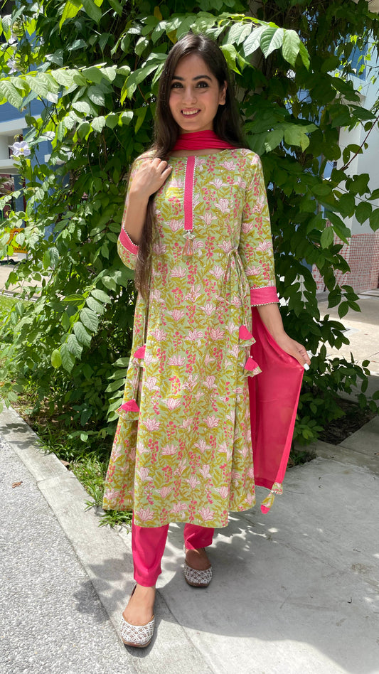 Green Pink Aline Suit