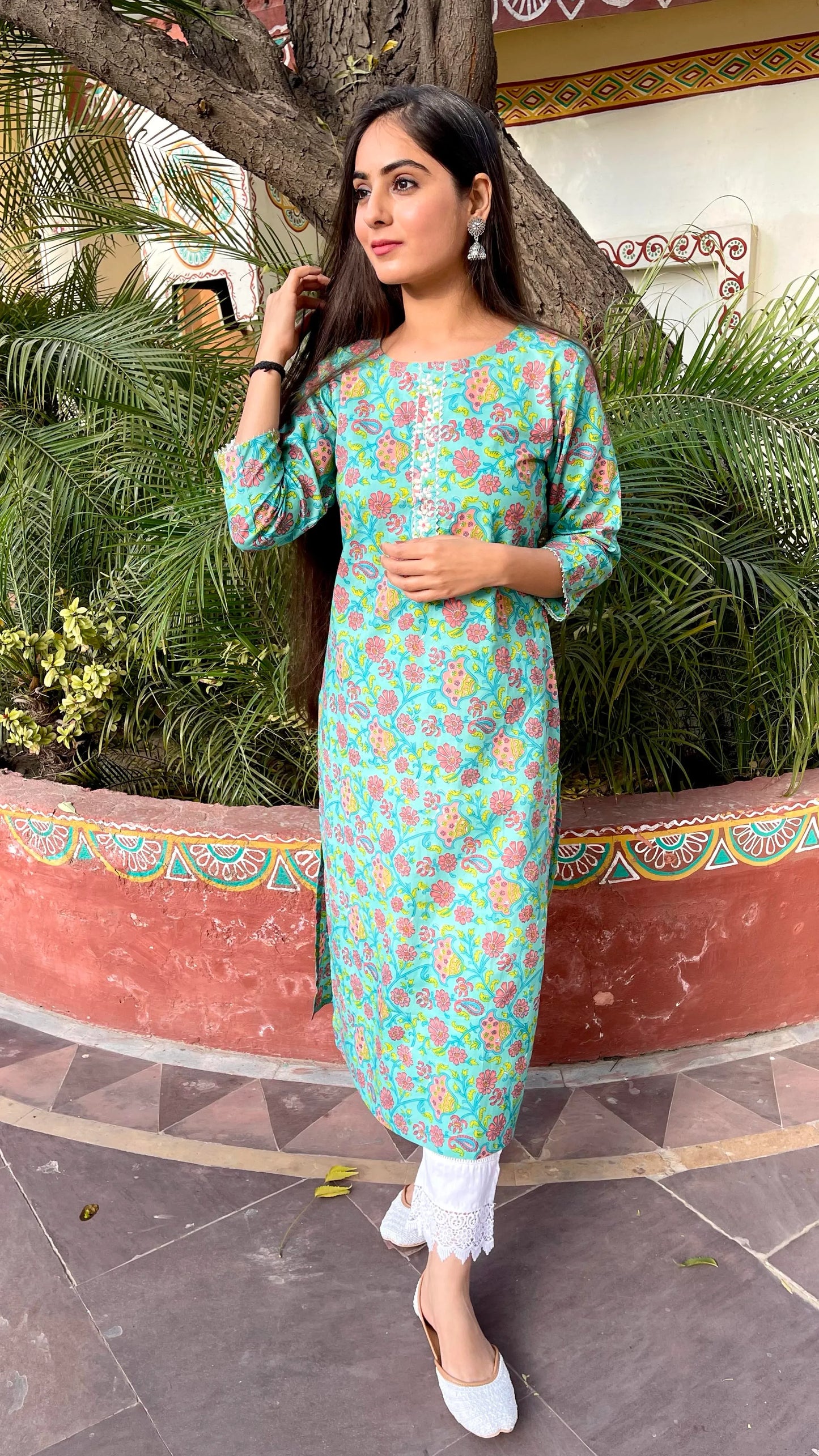 Cyan Embroidered Kurta